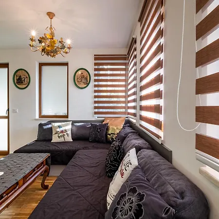 Thermae 2bdrm Sunny Apartment Varna