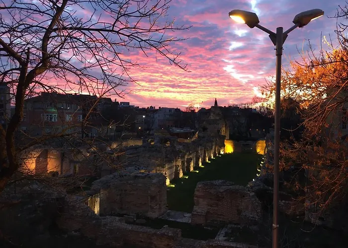 Thermae 2bdrm Sunny Apartament Warna