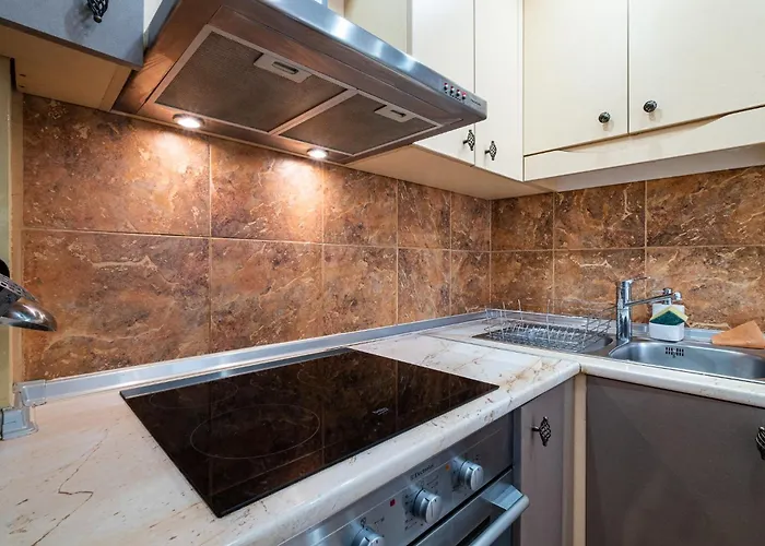 Thermae 2bdrm Sunny Apartament Warna