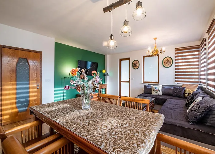 Thermae 2bdrm Sunny Apartament Warna