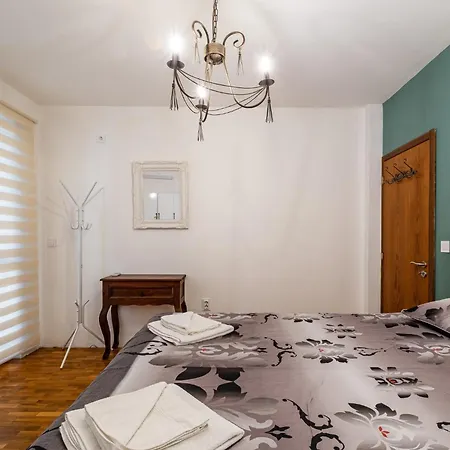 Thermae 2bdrm Sunny Apartamento