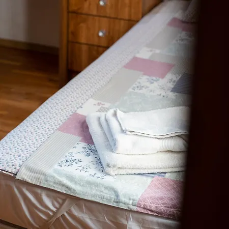 Thermae 2bdrm Sunny