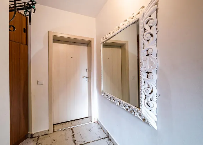 Апартаменты Thermae 2bdrm Sunny