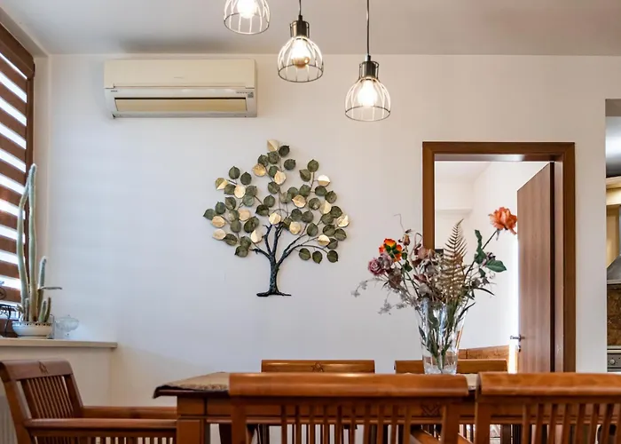 Thermae 2bdrm Sunny Апартаменты *