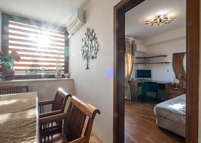 شقة Thermae 2bdrm Sunny فارنا