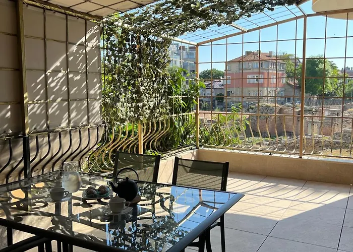 Апартаменты Thermae 2bdrm Sunny *